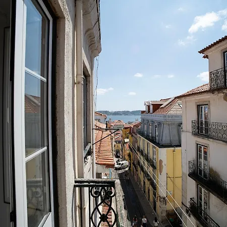 The Blue House - Bica Yellow Tram Apartment Lissabon