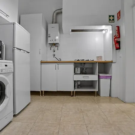 The Blue House - Bica Yellow Tram Apartment